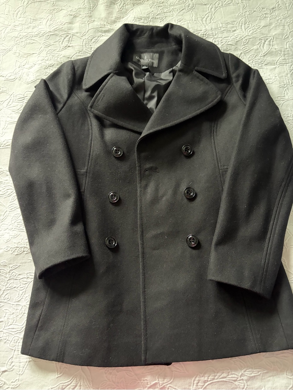 Black Peacoat women’s London fog large